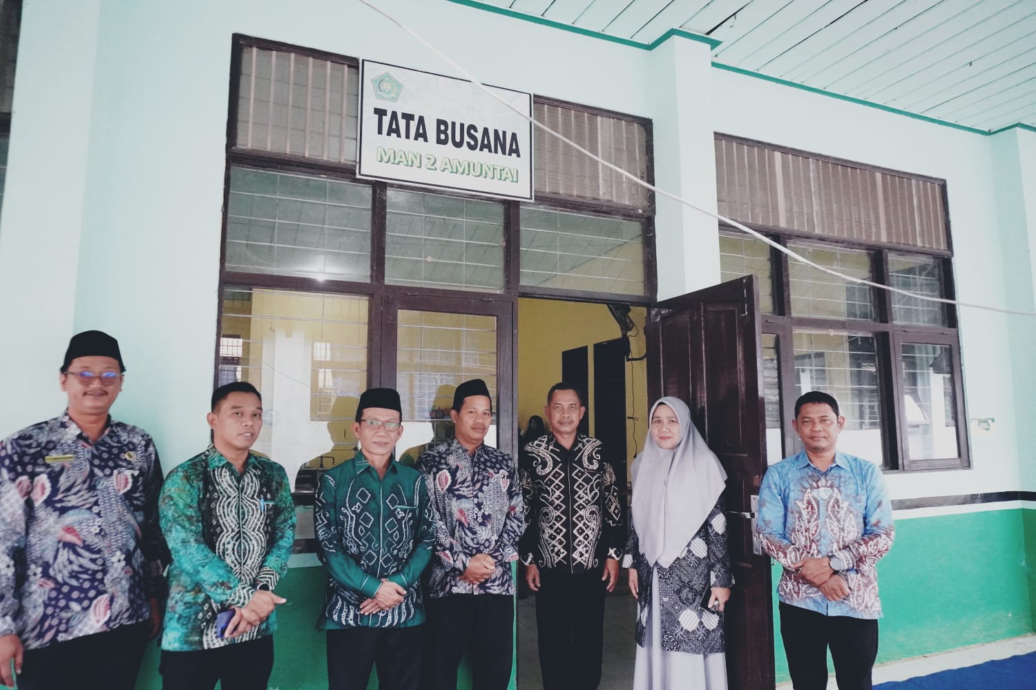 Langkah Nyata Penguatan Madrasah Keterampilan, Kabid Penmad Kemenag Kalsel Kunjungi dan Bina Ekstrakurikuler MAN 2 Hulu Sungai Utara